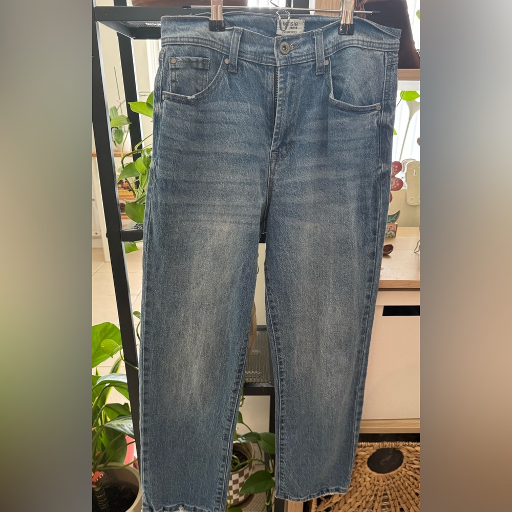 Kensie Straight-Leg Jeans - Size 4/27 - Never Worn